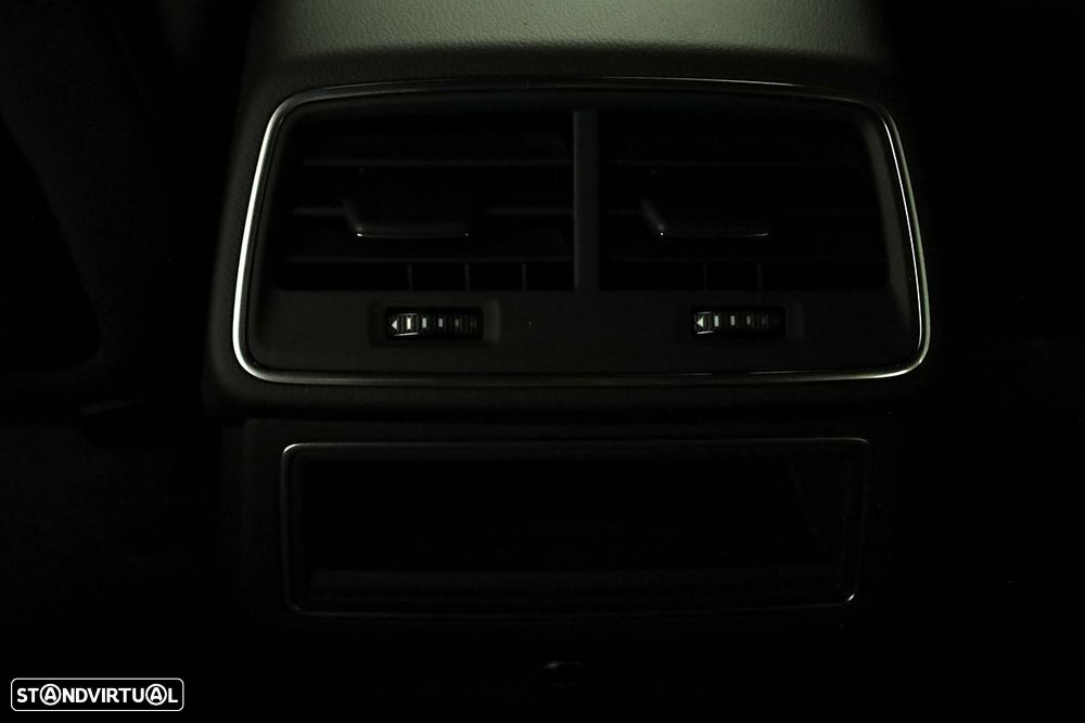 Audi A6 Avant 40 TDI Design S tronic - 26