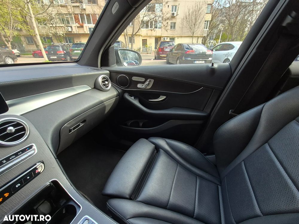 Mercedes-Benz GLC - 23