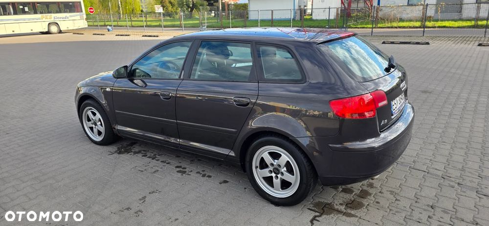 Audi A3 Sportback - 6