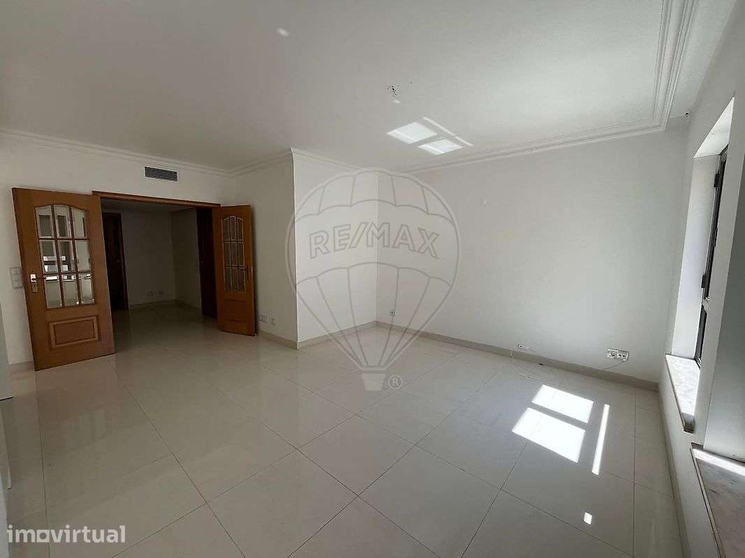 Apartamento T2 para arrendamento - Grande imagem: 4/27
