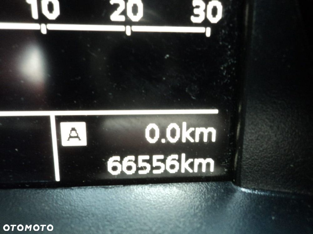 Suzuki Swift - 6