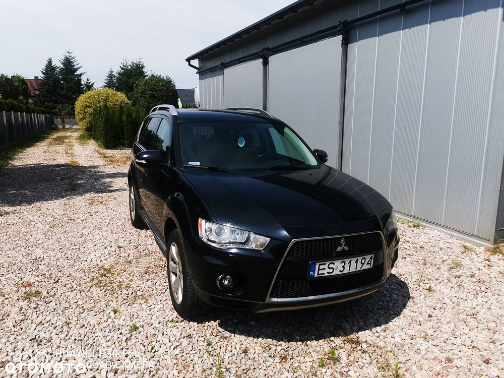 Mitsubishi Outlander 2.0 DID Intense + - 1