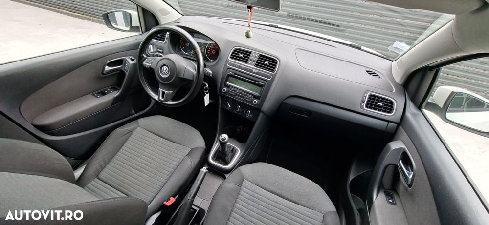 Volkswagen Polo - 14