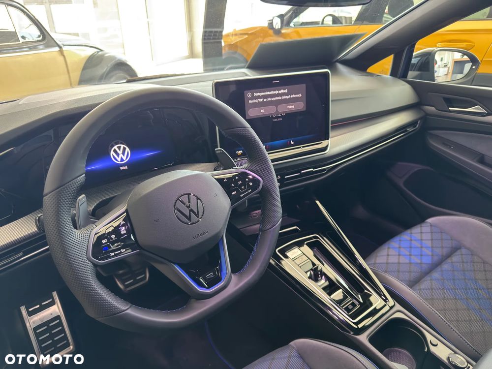 Volkswagen Golf - 7