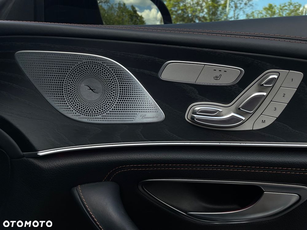 Mercedes-Benz CLS - 22