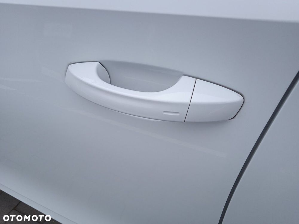 Skoda Fabia 1.0 TSI Selection DSG - 31