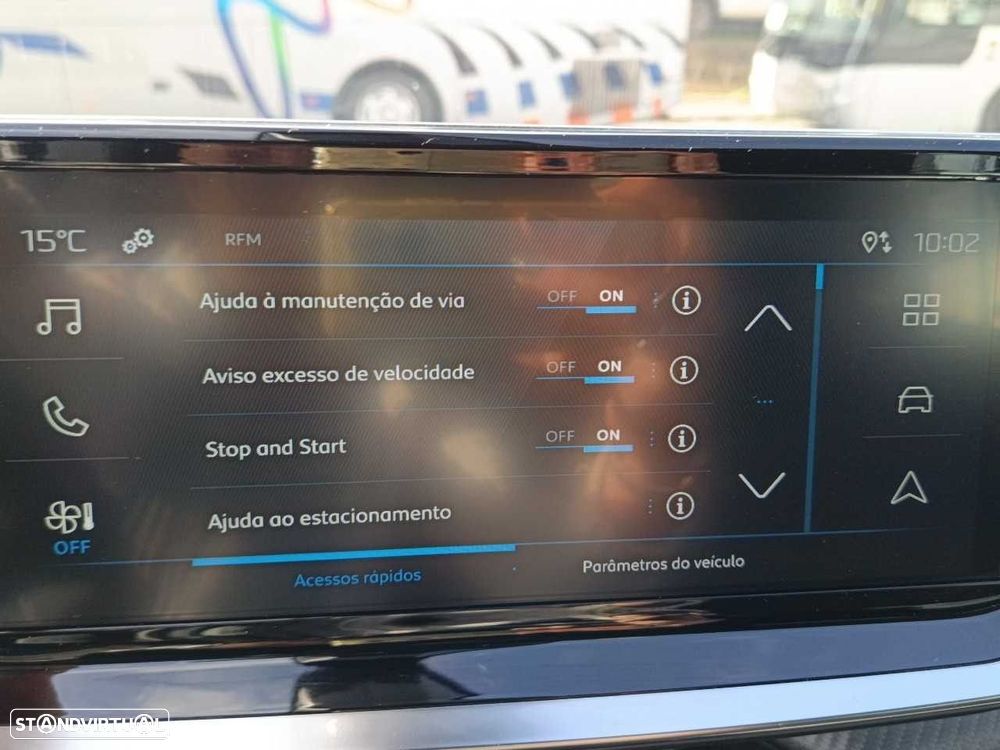 Peugeot 2008 1.2 Style - 13