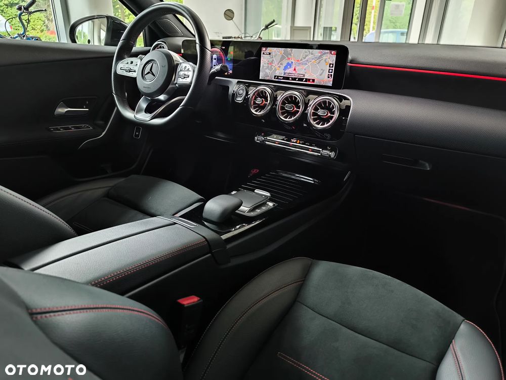 Mercedes-Benz Klasa A 200 AMG Line 7G-DCT - 13