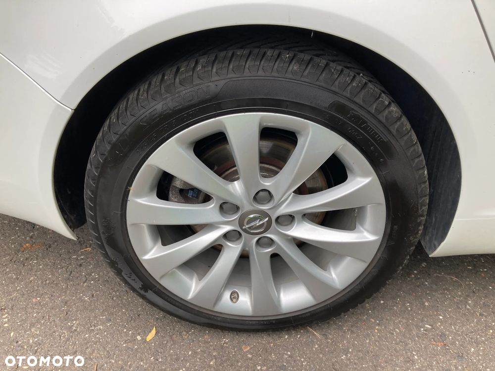 Opel Insignia 2.0 CDTI Cosmo - 10