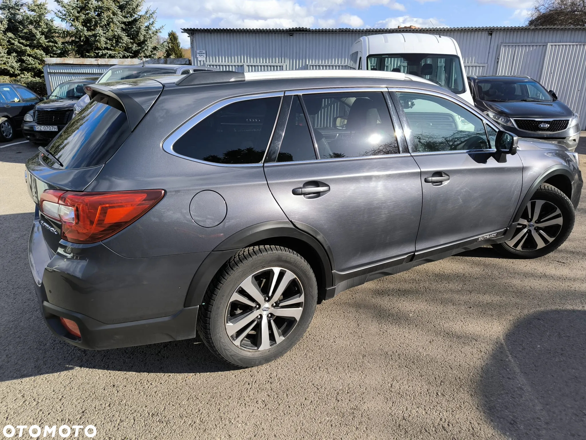 Subaru Outback 2.5i Exclusive (EyeSight) Lineartronic - 2