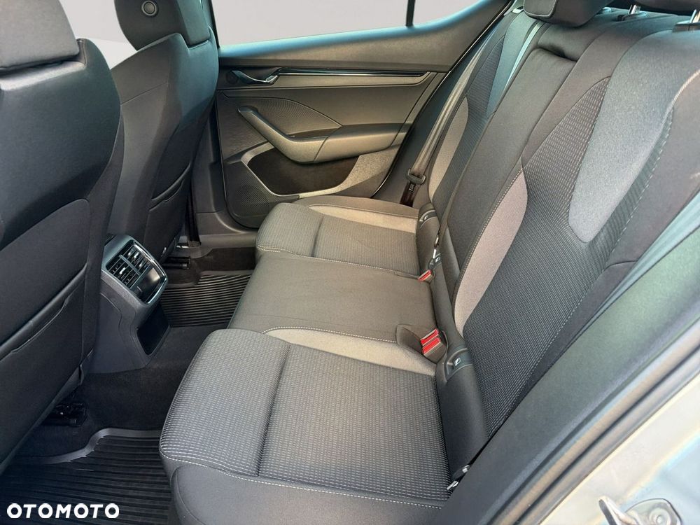 Skoda Octavia 1.5 TSI e-TEC DSG Ambition - 22