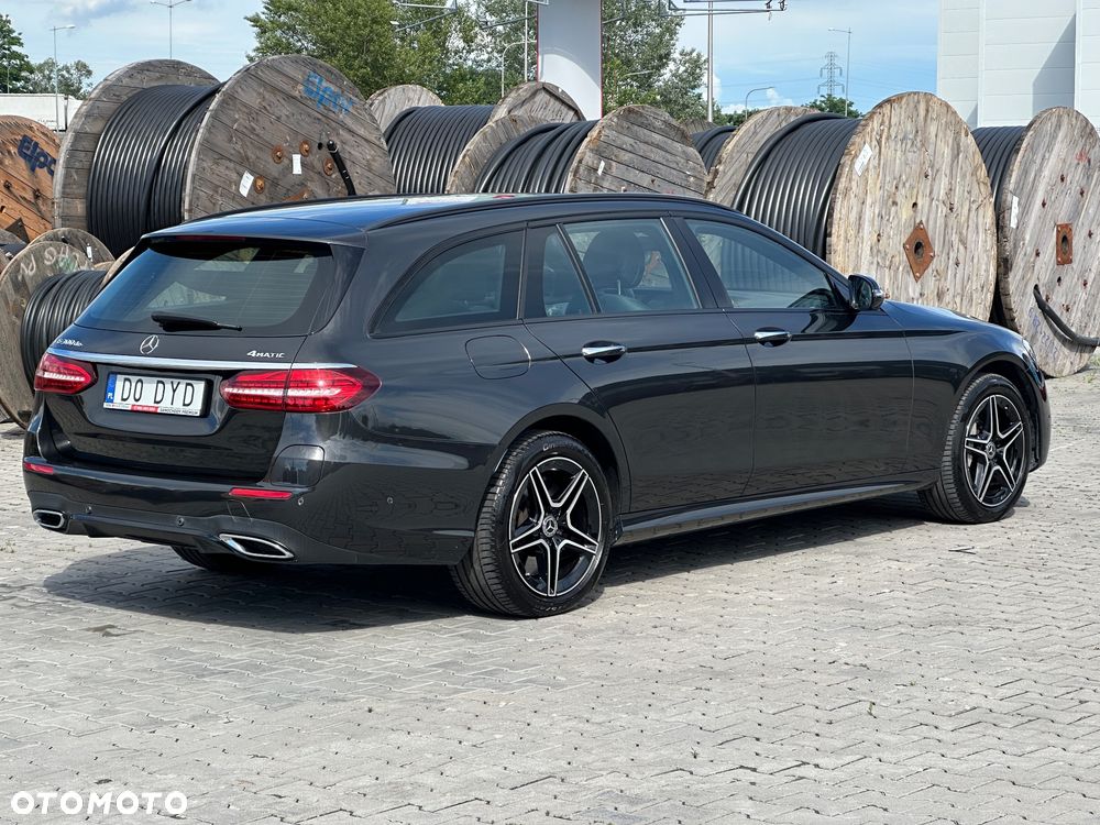 Mercedes-Benz Klasa E 300 de 4Matic 9G-TRONIC AMG Line - 11