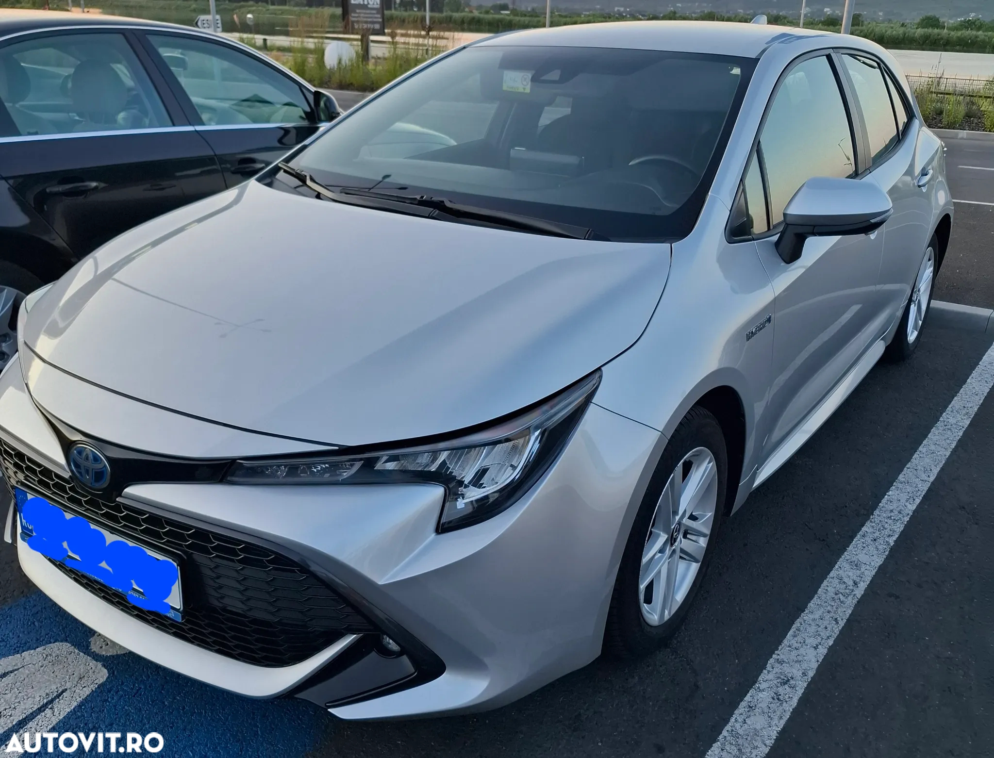 Toyota Corolla 1.8 HSD TS Dynamic - 2
