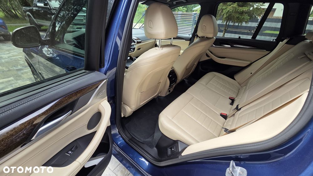 BMW X3 - 8