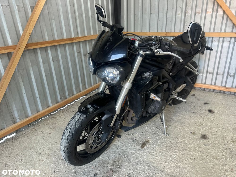 Triumph Street Triple - 1
