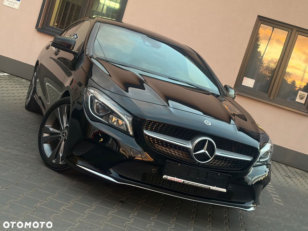 Mercedes-Benz CLA 200 d Urban - 27