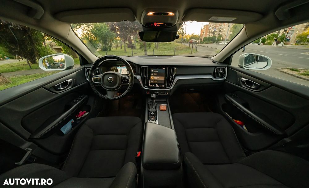 Volvo V60 D4 Geartronic Momentum Pro - 16