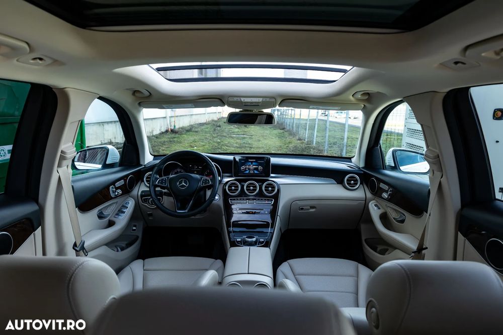 Mercedes-Benz GLC - 22