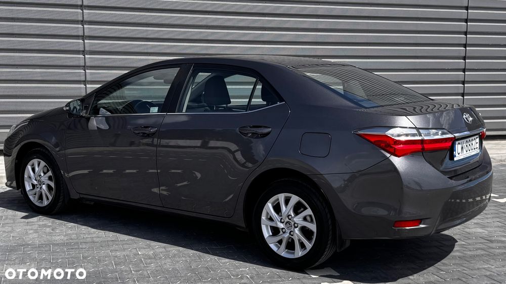 Toyota Corolla 1.6 Premium - 19