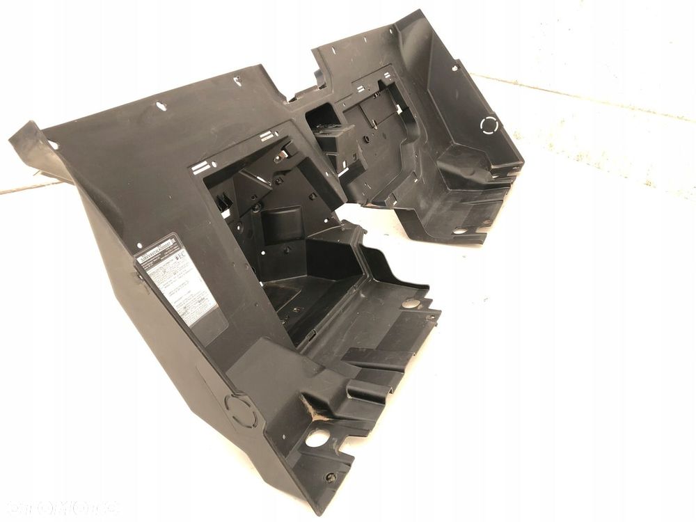 CAN-AM Maverick X3 OSŁONA OBUDOWA TYLNA - 10