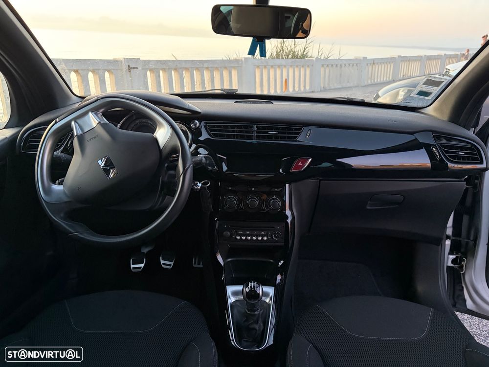 Citroën DS3 1.6 e-HDi So Chic 95g - 10
