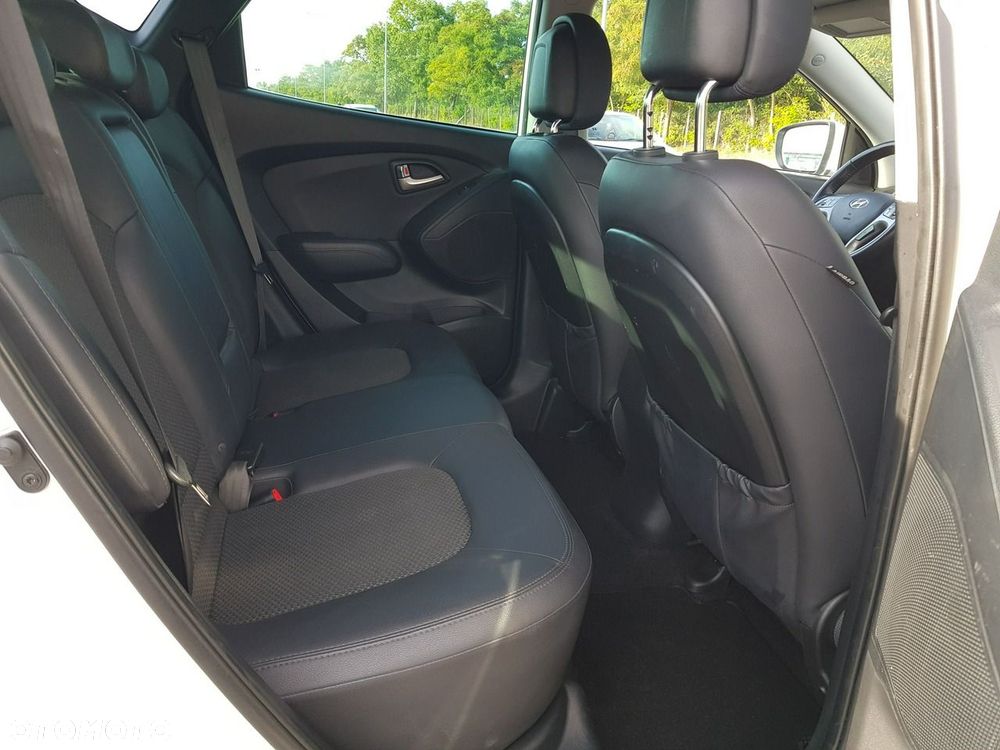 Hyundai ix35 1.7 CRDi Comfort 2WD - 16
