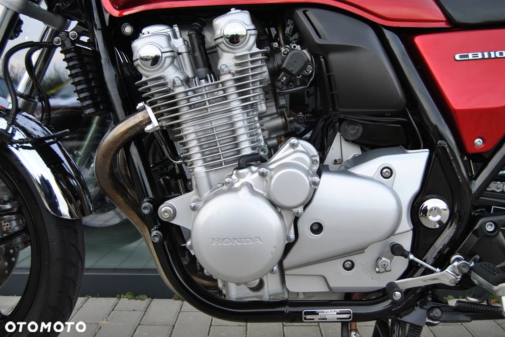Honda CB - 11