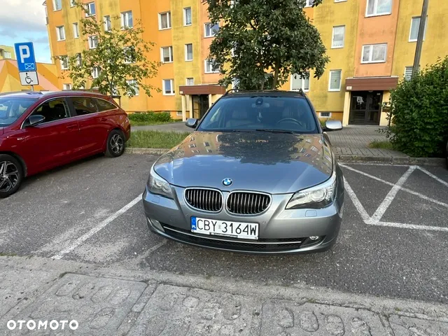 BMW Seria 5 530d Touring - 3