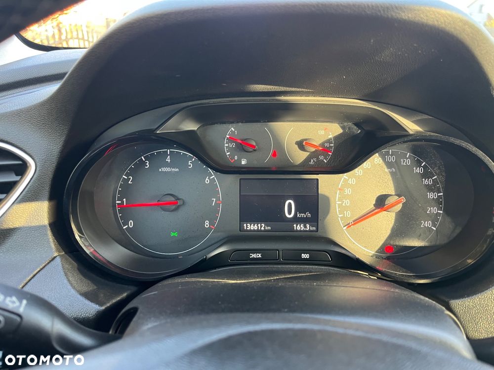 Opel Grandland X 1.2 T GPF Design Line S&S - 16