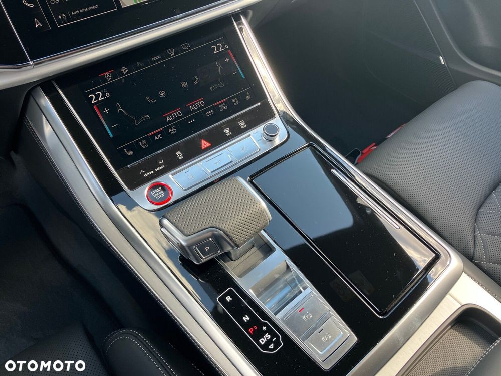 Audi SQ8 - 24