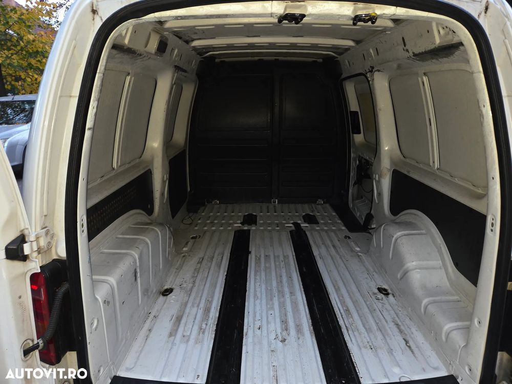 Volkswagen Caddy - 5