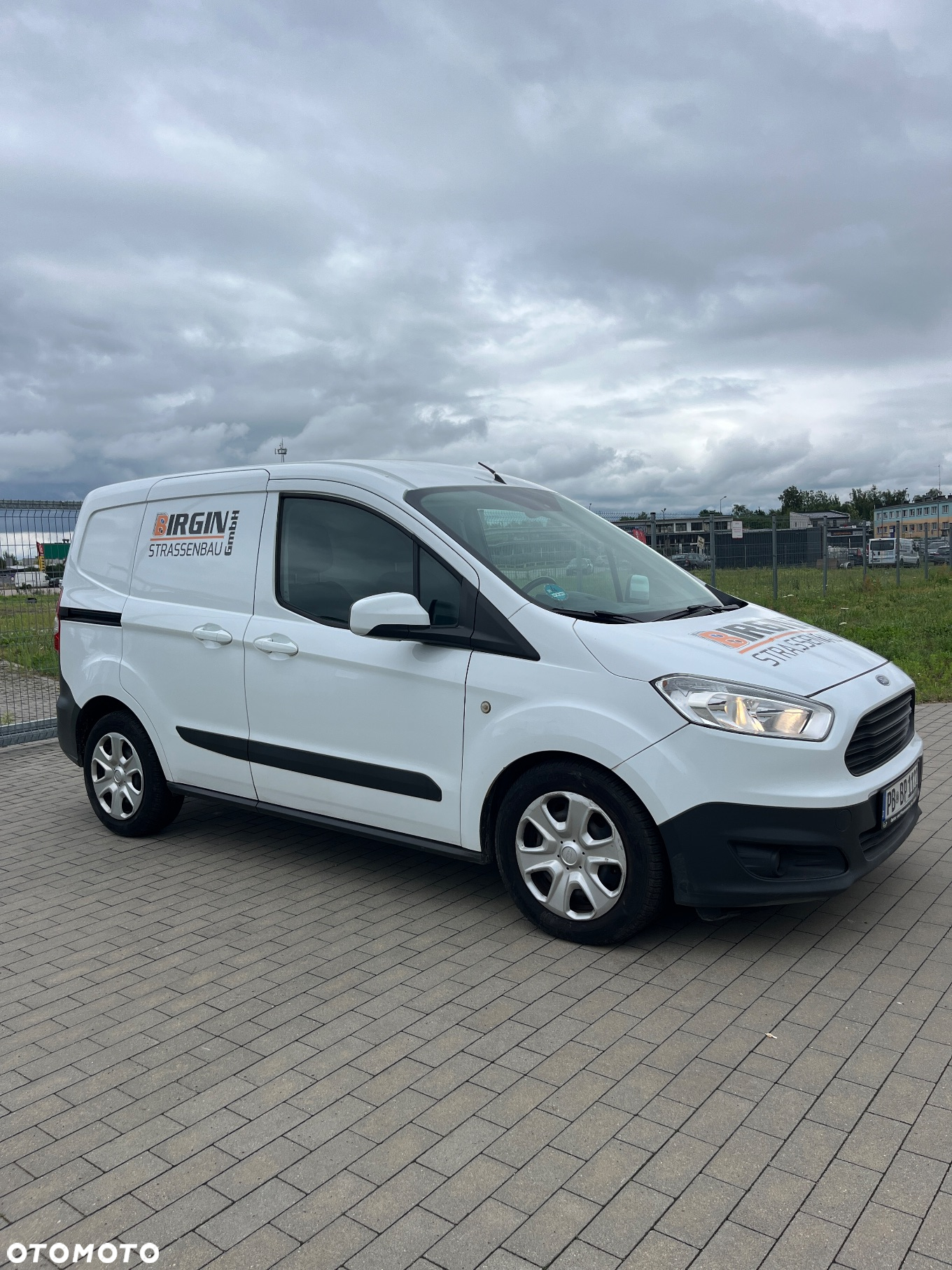 Ford Transit Courier - 3