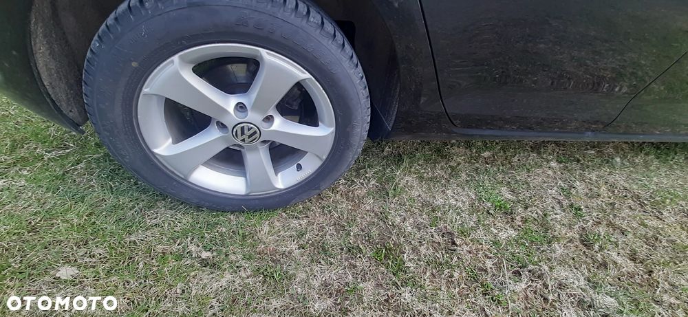 Volkswagen Golf 1.6 TDI DPF Trendline - 4