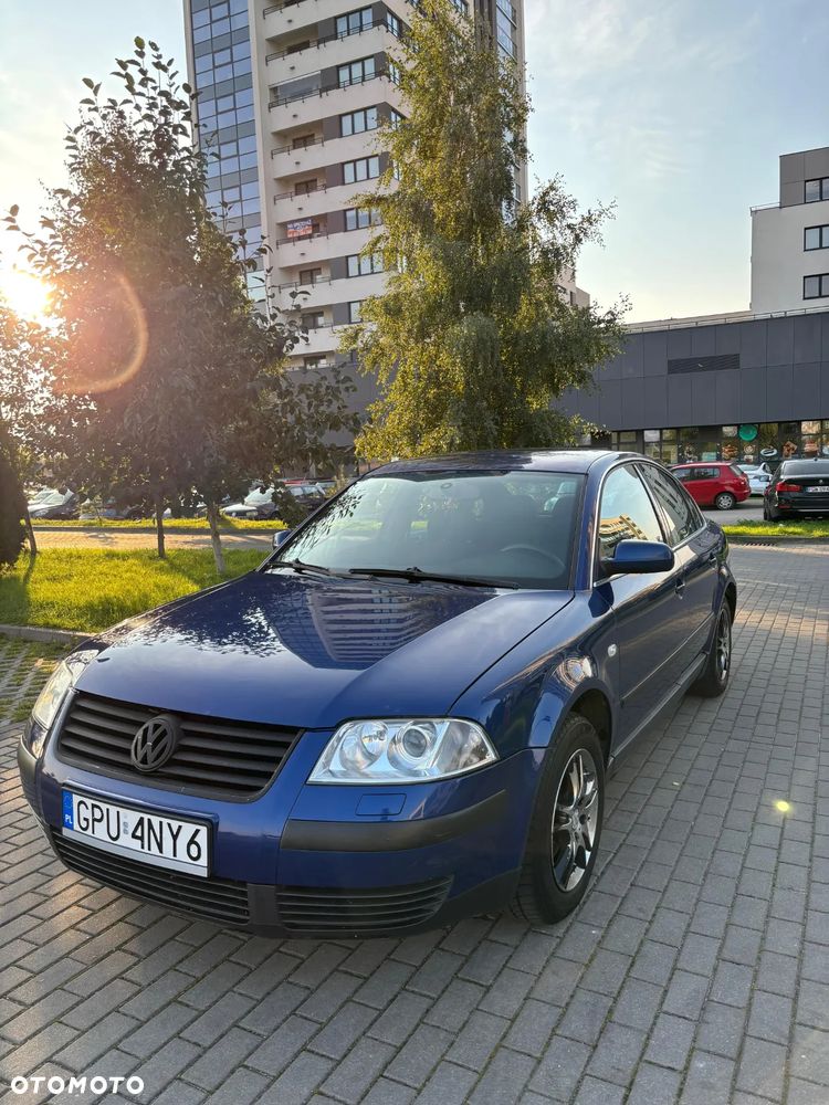 Volkswagen Passat 1.9 TDI Comfortline - 2