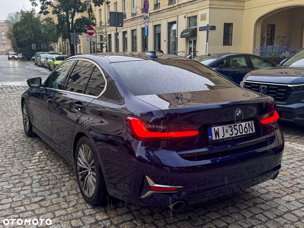 BMW Seria 3 330i xDrive Luxury Line - 6
