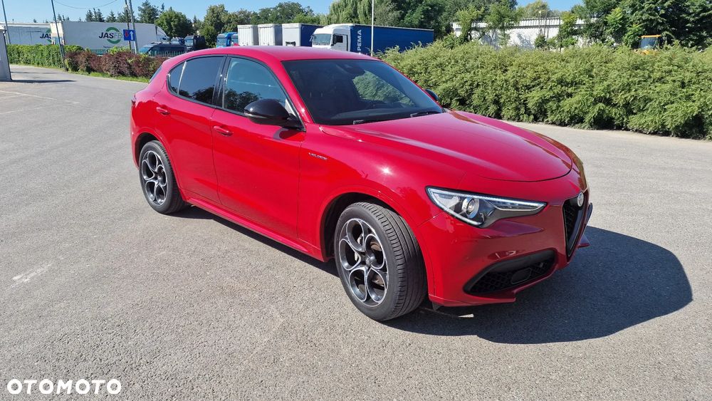 Alfa Romeo Stelvio 2.0 Turbo Veloce Q4 - 1