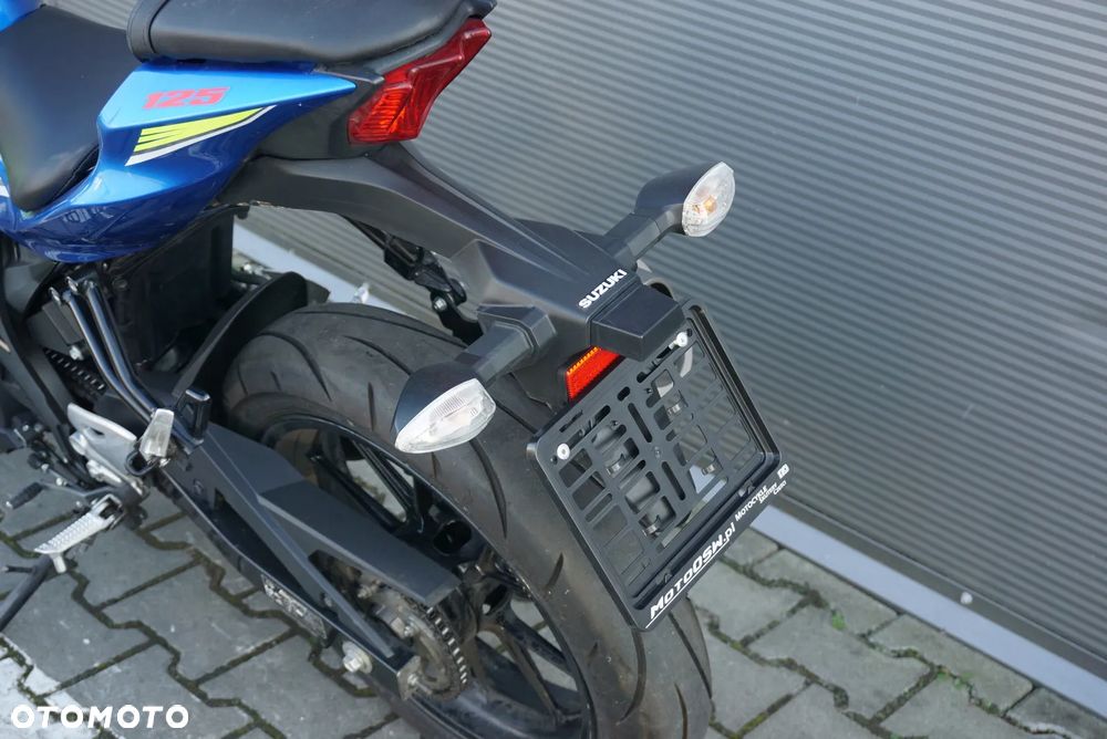 Suzuki GSX - 4