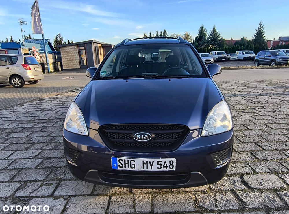 Kia Carens - 13