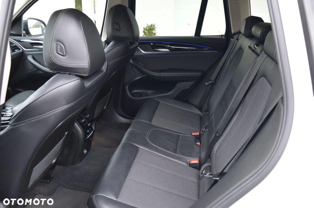 BMW X3 xDrive20d Luxury Line sport - 16