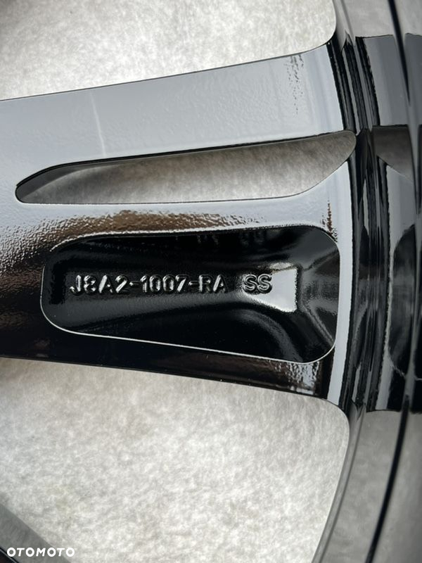 Oryginalne felgi Land Rover Velar 22” Black - 14
