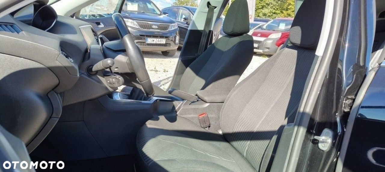 Peugeot 308 - 13