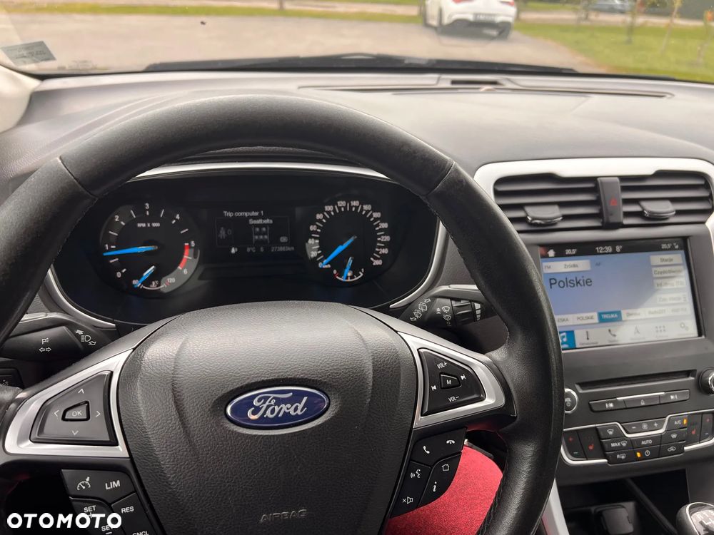Ford Mondeo - 10