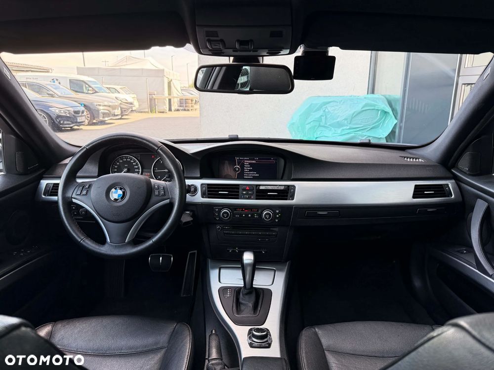 BMW Seria 3 320d DPF - 22