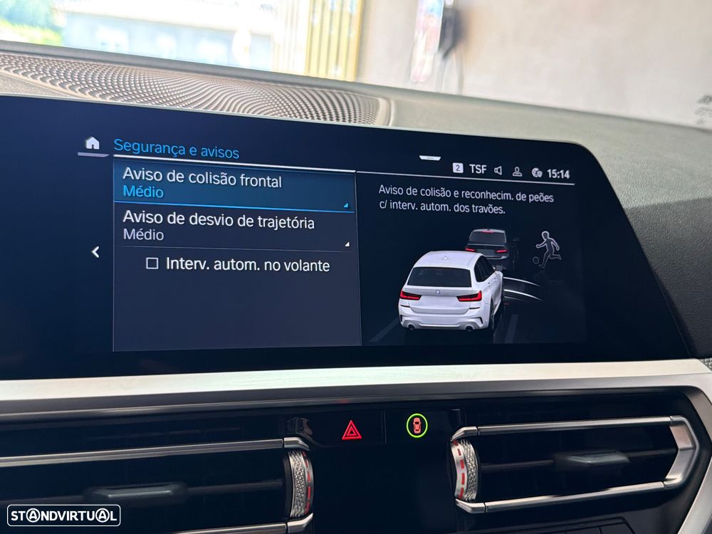 BMW 330 e Pack Desportivo M Auto - 12