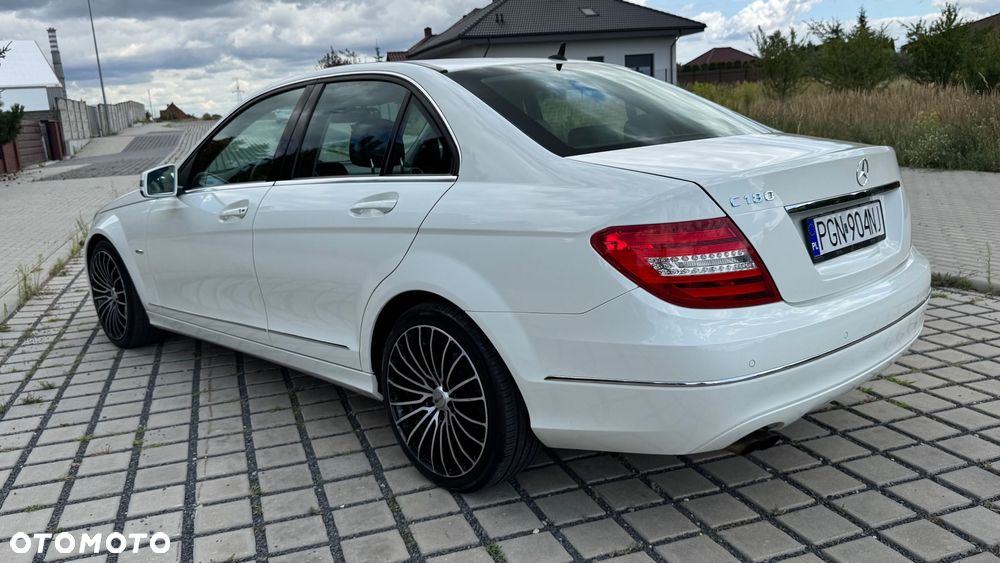 Mercedes-Benz Klasa C 180 BlueEFFICIENCY 7G-TRONIC Avantgarde - 12