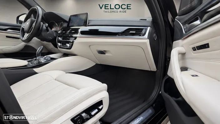 BMW M550d xDrive Auto - 27