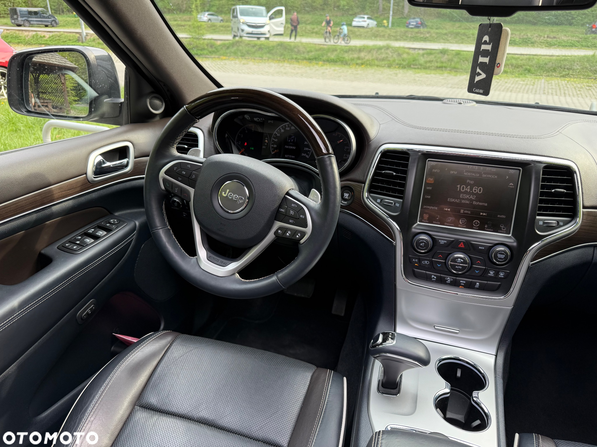 Jeep Grand Cherokee - 9