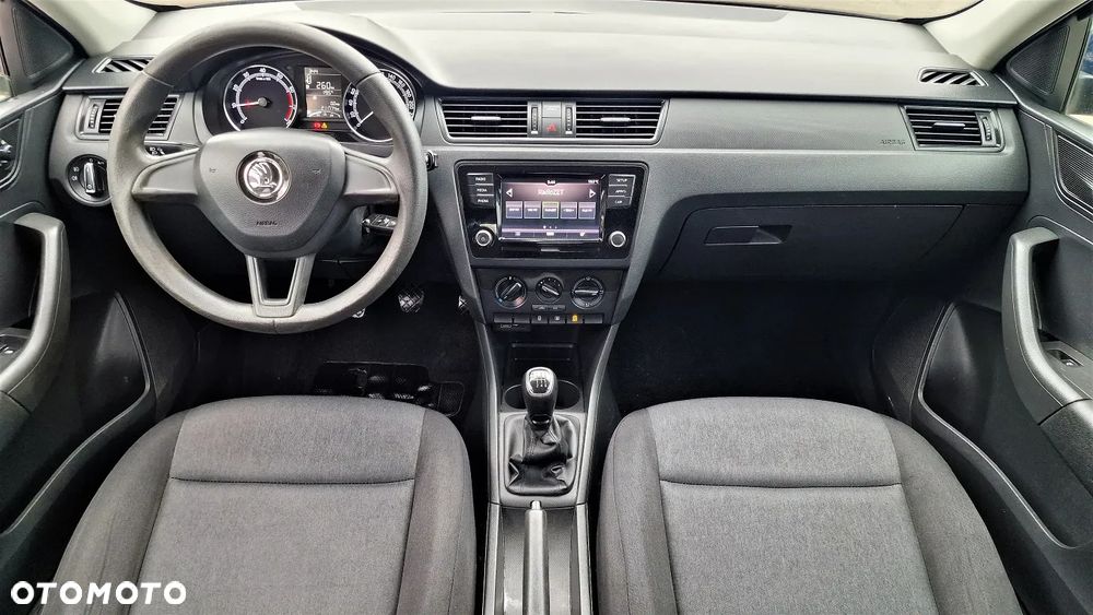 Skoda RAPID 1.0 TSI Ambition - 8