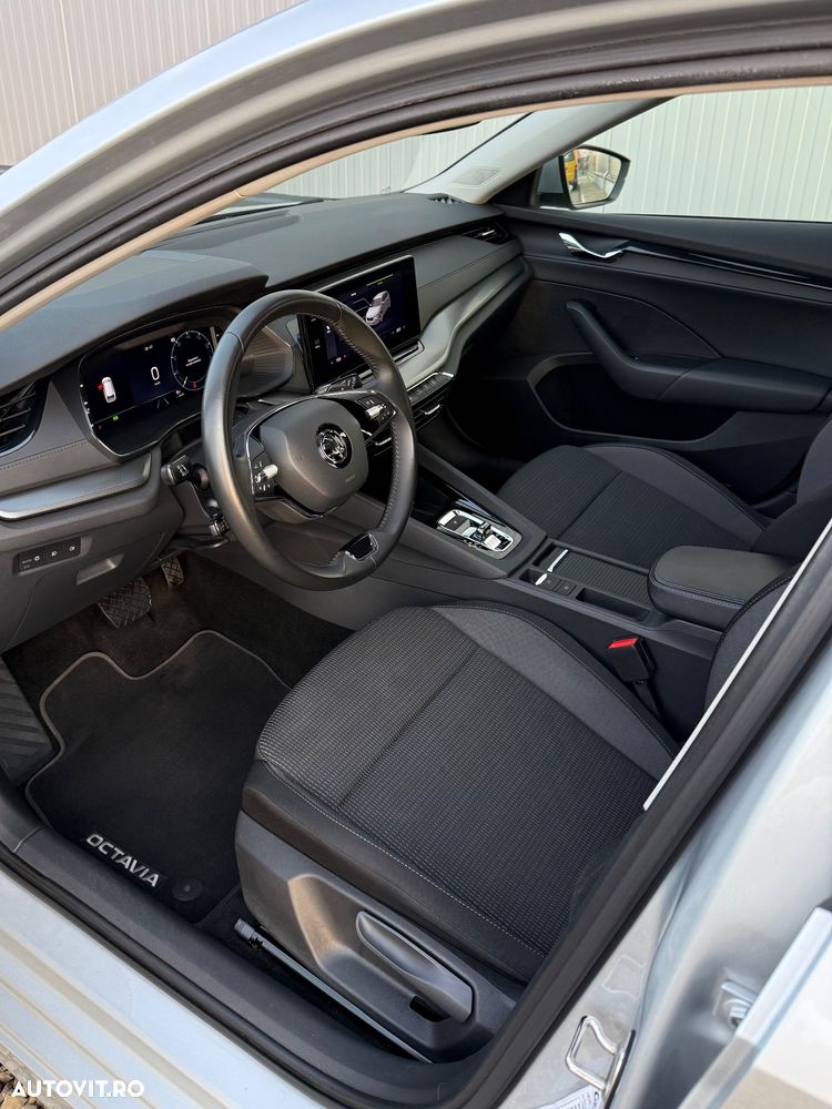 Skoda Octavia 2.0 TDI DSG Ambition - 15