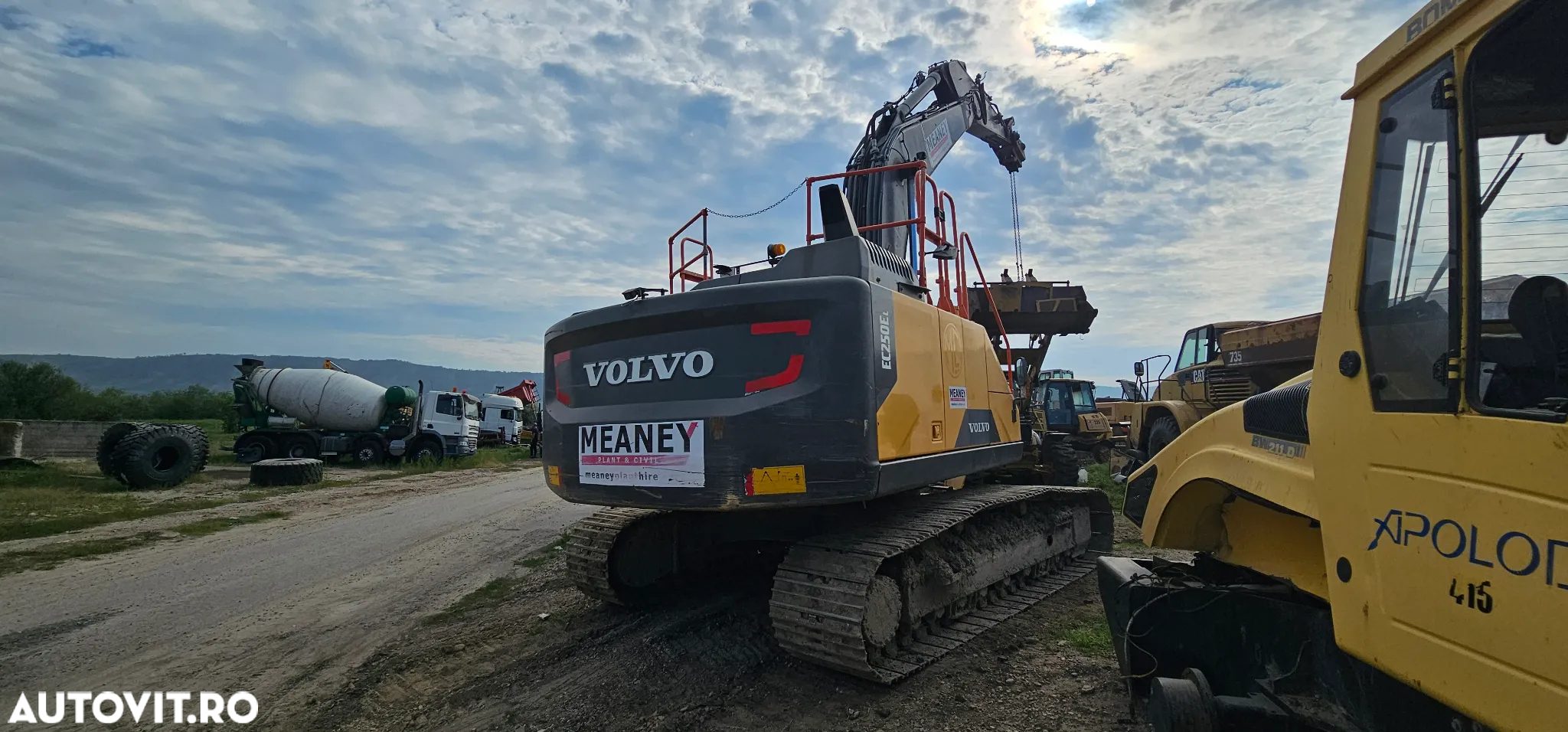 Volvo EC 250 EL - 2